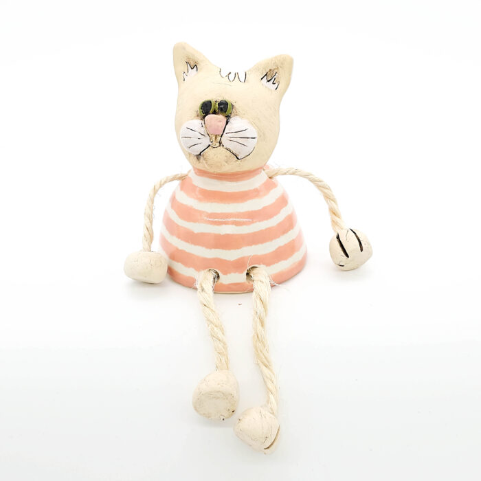 Kantenhocker Katze aus Ton, pink/weiß gestreift