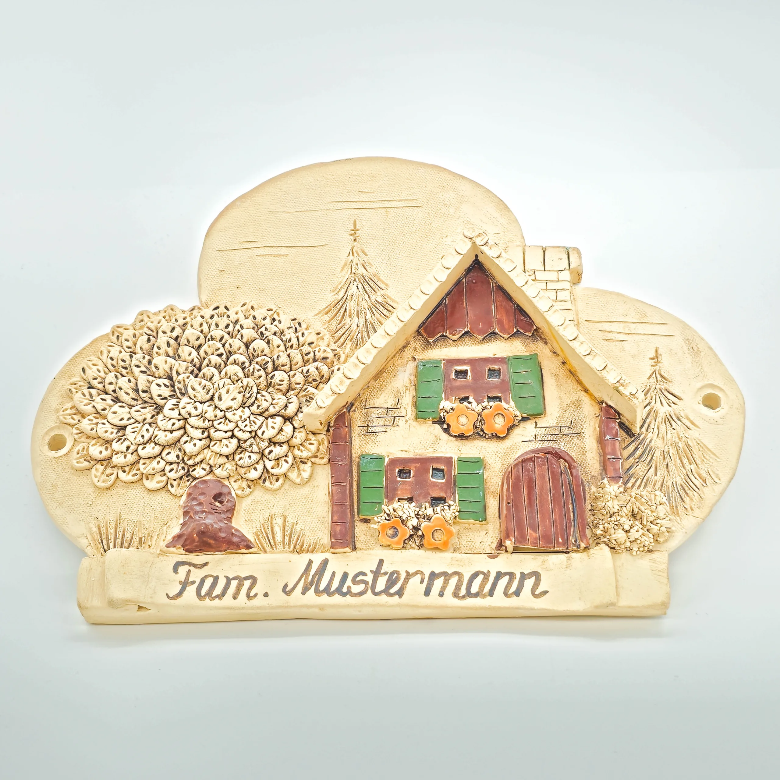 Türschild mit Namen und Haus aus Ton