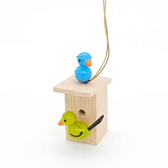 kleine Vogelhäuser zum hängen mit grünem und blauem Vogel