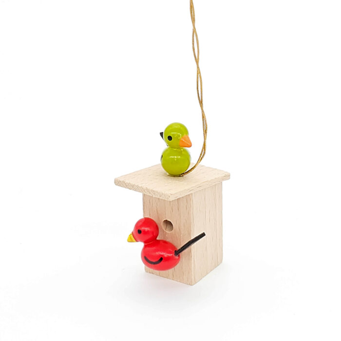 kleine Vogelhäuser zum hängen mit grünem und rotem Vogel