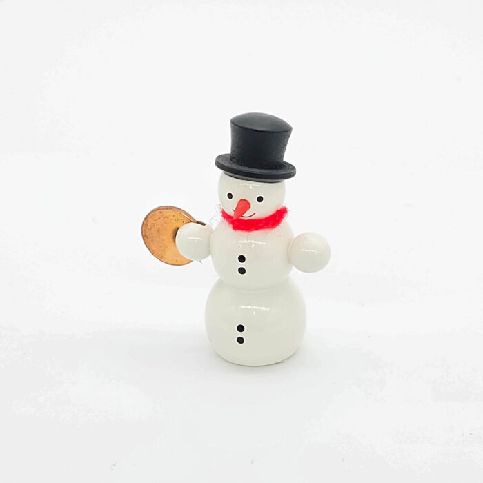 kleiner weißer Holzschneemann mit Cent