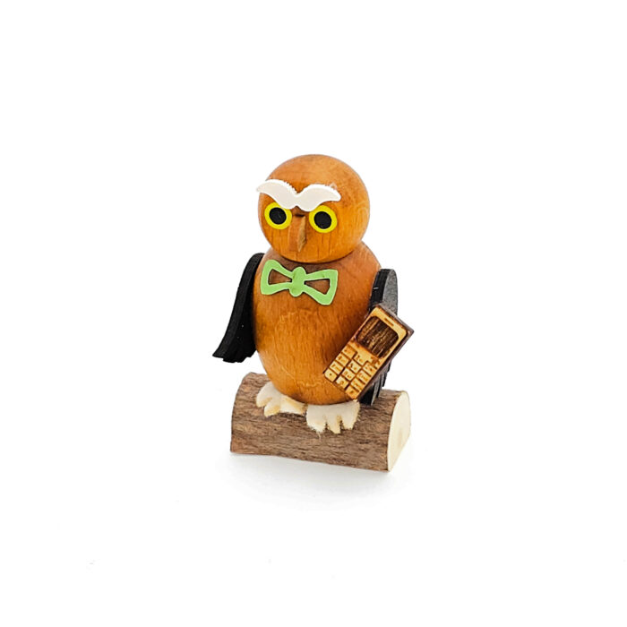 kleine Eulen aus Holz mit Handy