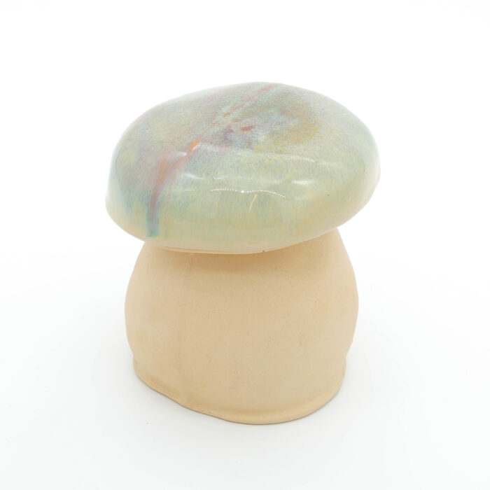kleiner Keramik Pilz, Farbe Braun-oliv