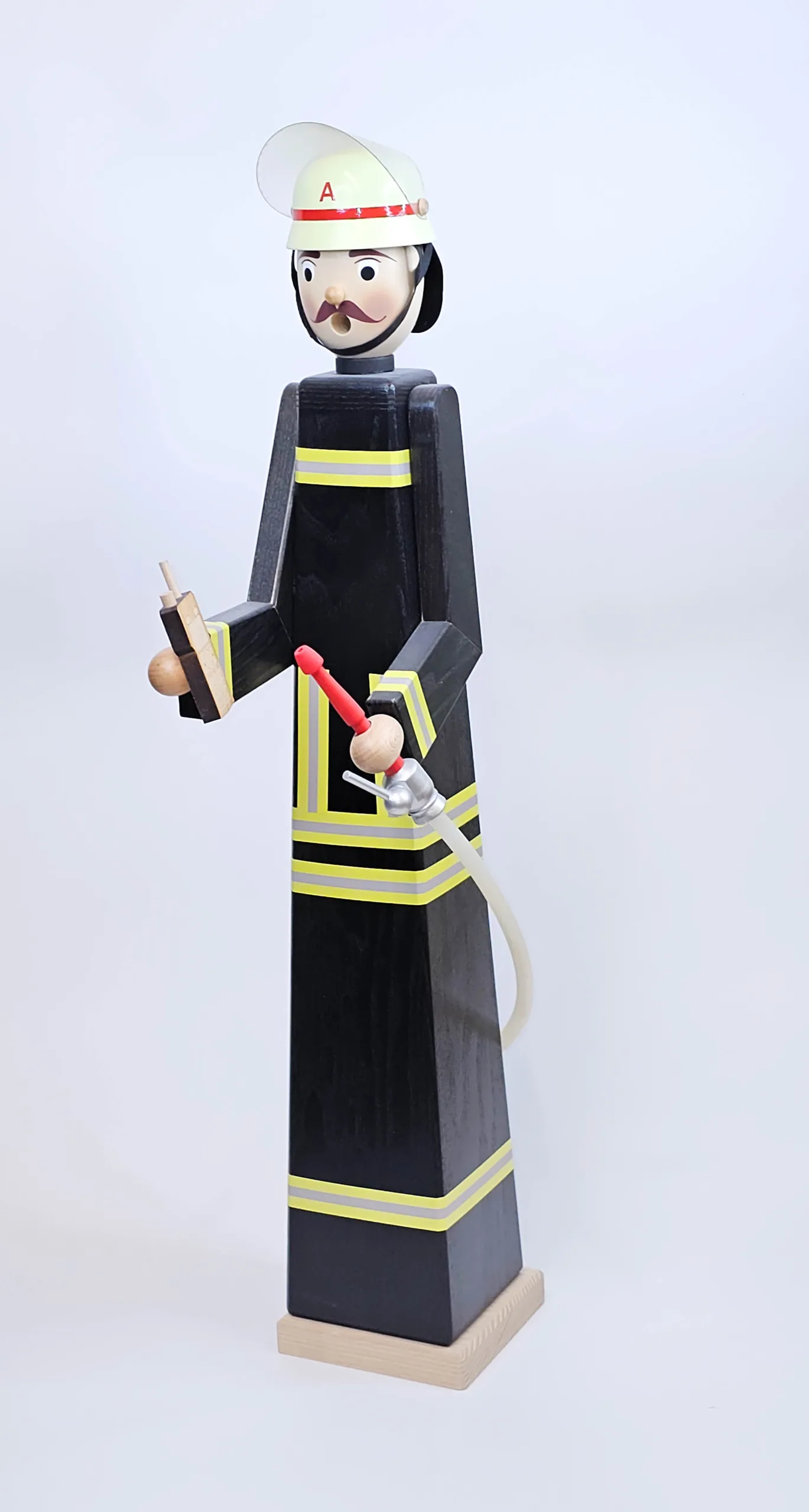 Räuchermann als Feuerwehrmann, aus Holz, 70cm hoch